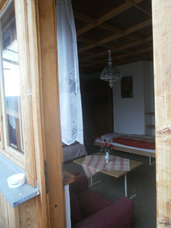 Vysoke Tatry - Svit Lägenhet Rum bild